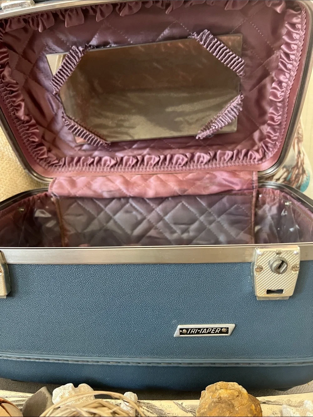Vintage Blue Train Case Travel Makeup Case - Unknown Brand